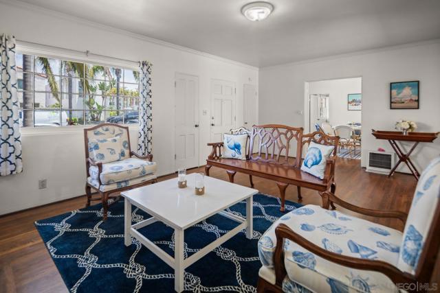 1506 5Th St, Coronado CA: https://media.crmls.org/mediaz/7002aefc-0844-44d4-92f6-f4c21846596d.jpg