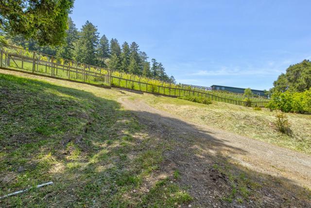 5090 La Honda Road,  CA: https://media.crmls.org/mediaz/700416b8-ef4e-4f71-84d1-2060e4a61dde.jpg