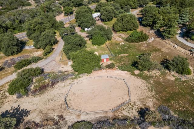 10649 Boulder Creek Rd, Descanso CA: https://media.crmls.org/mediaz/7004cb19-d924-4865-98b1-c6396f119b2a.jpg