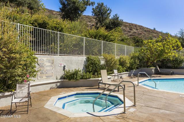 48-web-or-mls-Upmarketmedia_3123Hil-152
