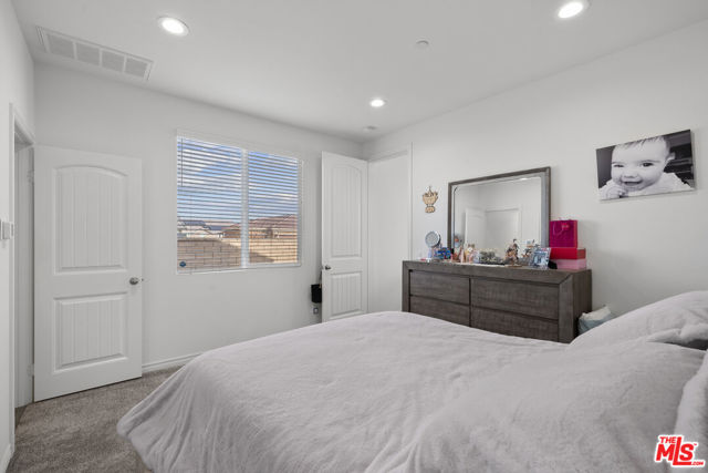 Image 20 of 31 For 6625 Ardmore Court