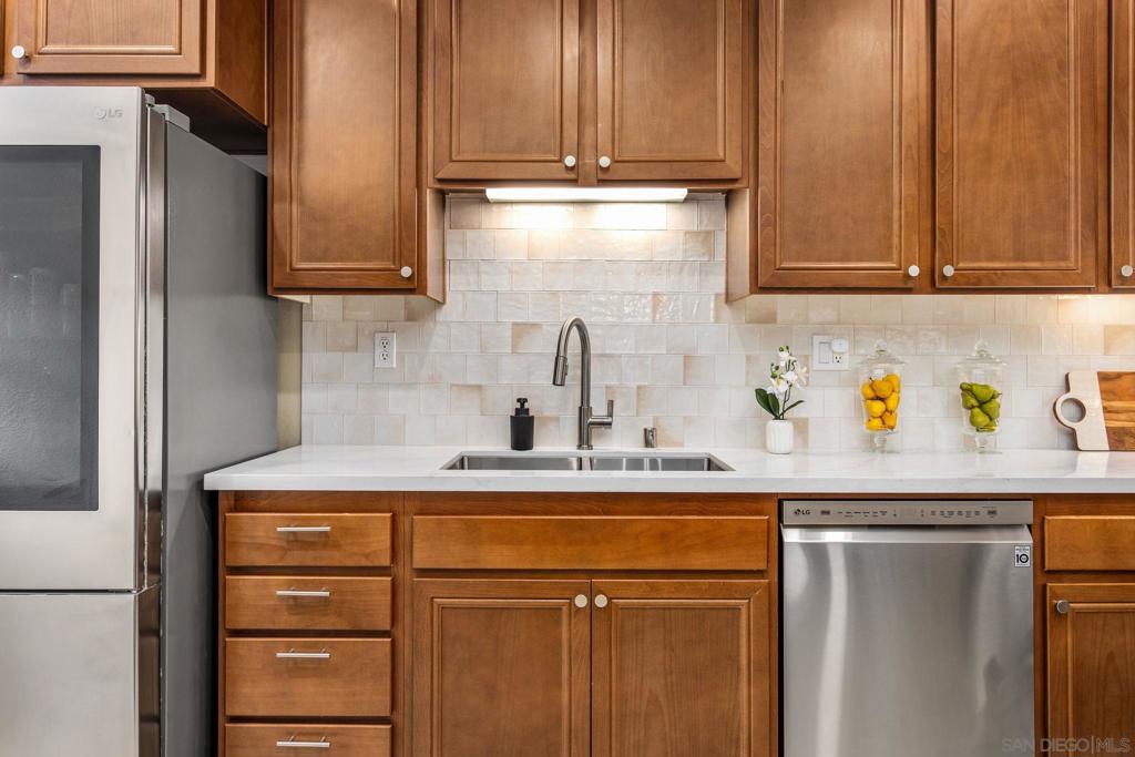 16913 Laurel Hill Ln - photo 4