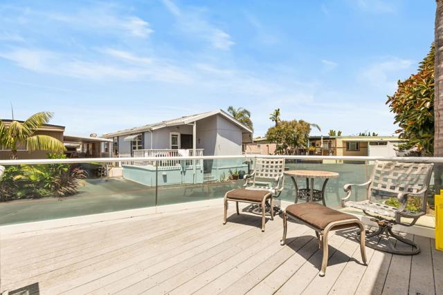 6550 Ponto Dr, Carlsbad CA: https://media.crmls.org/mediaz/70064a1f-c1af-4ea8-a2c2-0be86491cc71.jpg