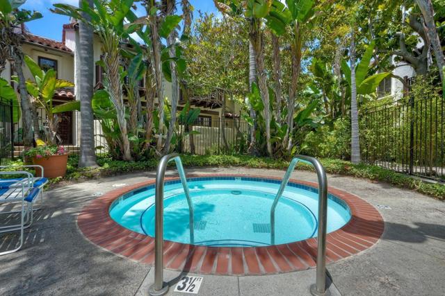 Image 33 of 49 For 8666 Villa La Jolla Drive  4