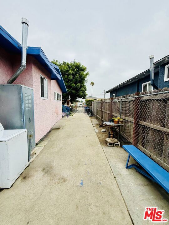 1450 West 67th Street photo 4