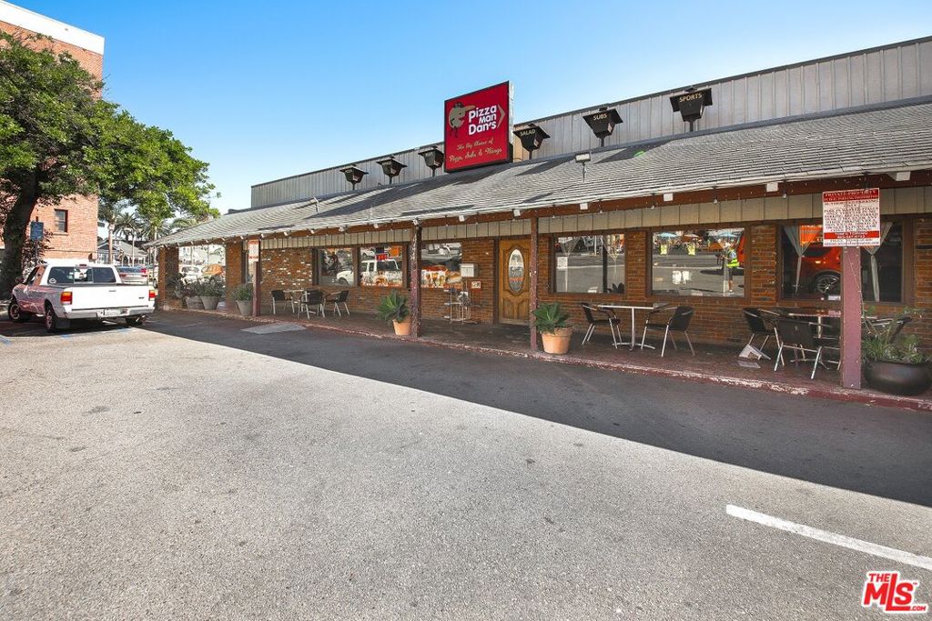 444 E Santa Clara Street, Ventura, CA 93001