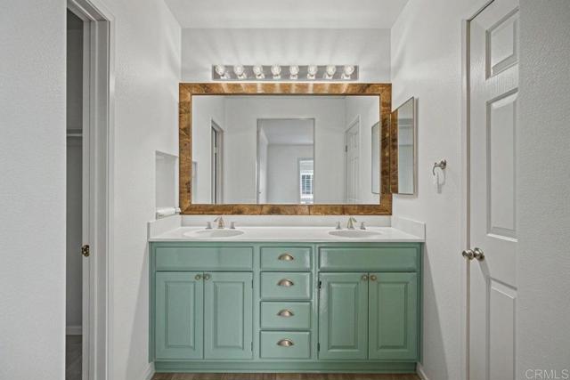 Detail Gallery Image 14 of 30 For 39975 Millbrook Way, Murrieta,  CA 92563 - 3 Beds | 2 Baths