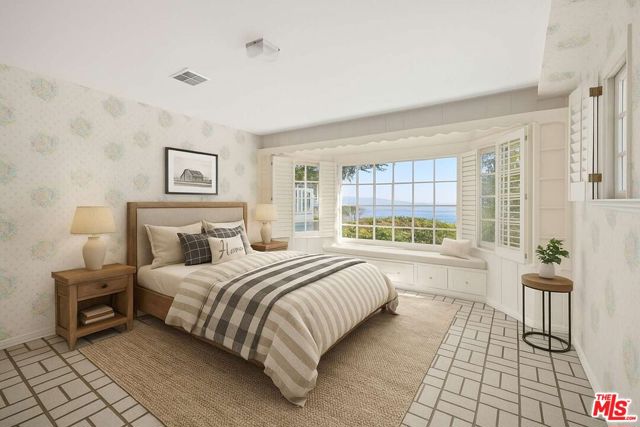 15401 Mulholland Drive, Los Angeles CA: https://media.crmls.org/mediaz/700904de-8171-4b0a-afc9-36c4b137c53a.jpg