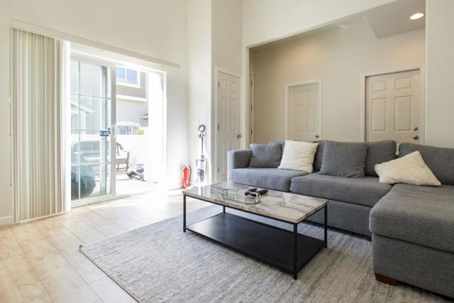 2725 Lavender Terrace, San Jose CA: https://media.crmls.org/mediaz/700a4df1-7e96-4d5e-af54-5dbdee749012.jpg