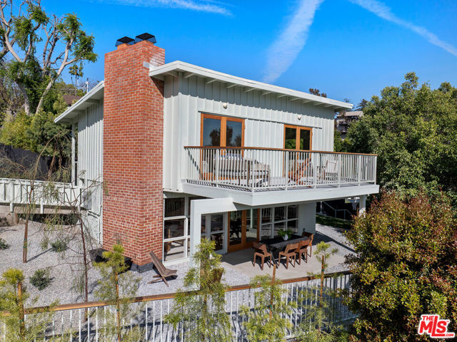 2052 Cerro Gordo Street, Los Angeles CA: https://media.crmls.org/mediaz/700a87ba-414c-4557-ab8d-ff1a8d808b6d.jpg