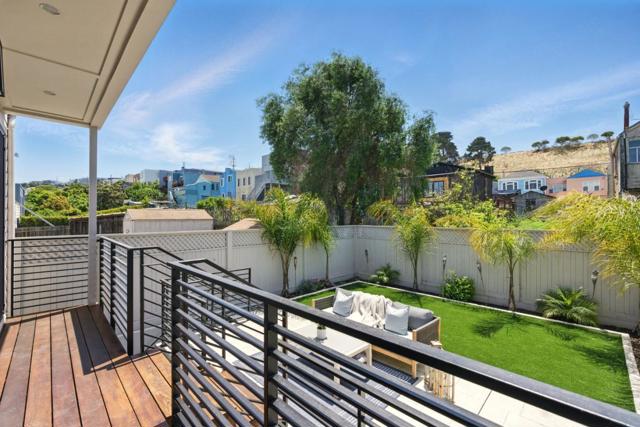 2175 Quesada Avenue, San Francisco CA: https://media.crmls.org/mediaz/700af40c-dd6a-4b61-9e2a-e71d18d4beab.jpg