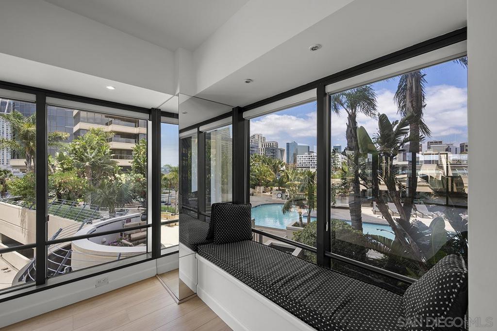 200 Harbor Drive - photo 10