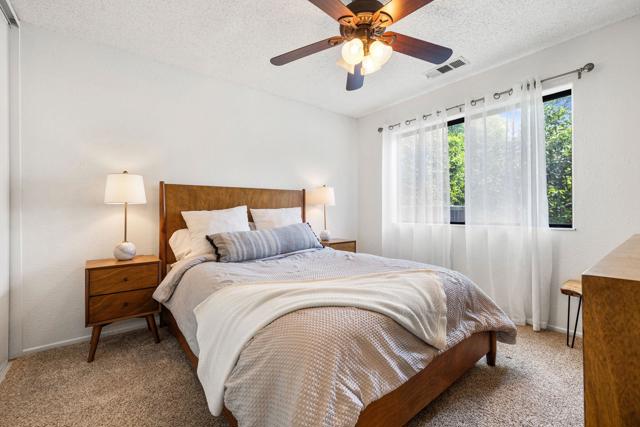 42905 Texas Avenue, Palm Desert CA: https://media.crmls.org/mediaz/700c19ff-5c0c-42a7-996a-79ea2ecf0c4f.jpg