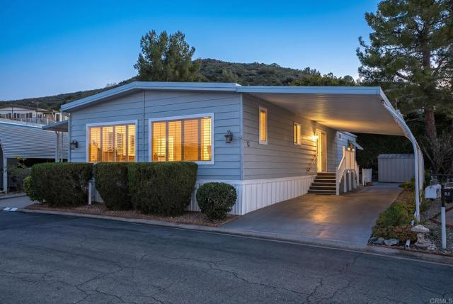 Detail Gallery Image 3 of 38 For 7467 Mission Gorge Rd Spc 81,  Santee,  CA 92071 - 2 Beds | 2 Baths