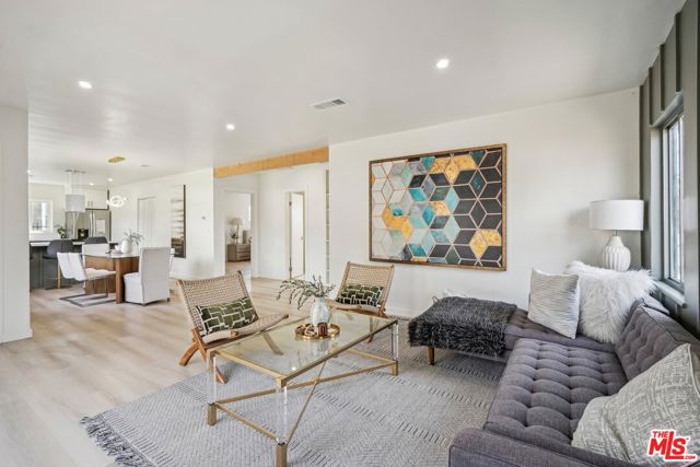 910 Arwin Street, Pasadena CA: https://media.crmls.org/mediaz/700cb4be-b0a8-44d7-8bc3-b8b8fa0cc207.jpg