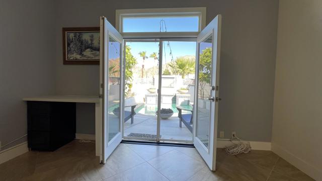 54925 Avenida Alvarado, La Quinta CA: https://media.crmls.org/mediaz/700cc3e0-1d86-4f02-b9b2-5968ccb65cfe.jpg