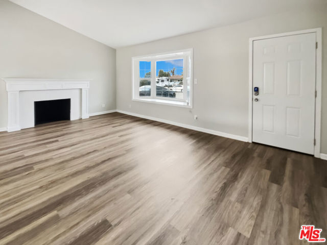 174 Gardenia Avenue photo 3