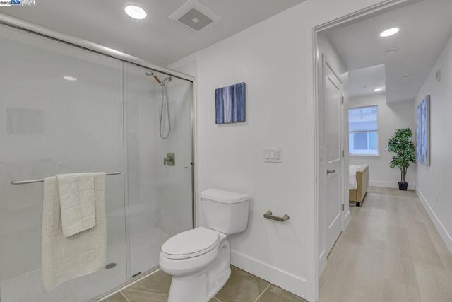 42111 Osgood Rd, Fremont CA: https://media.crmls.org/mediaz/700e67be-6238-4457-bfa7-22ffca39e5b0.jpg