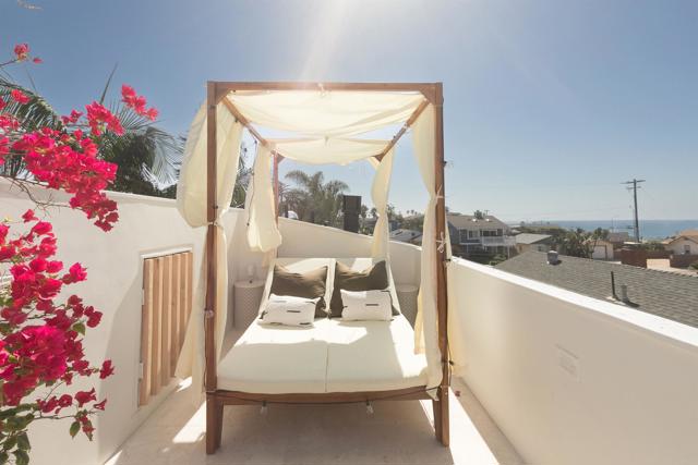 164 Chestnut Avenue, Carlsbad CA: https://media.crmls.org/mediaz/700e7789-8aa5-44c0-9f1c-cd3b81b7ade2.jpg