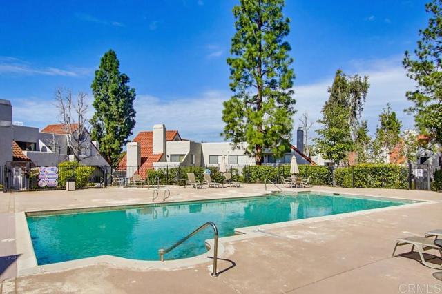 Detail Gallery Image 35 of 41 For 11870 Caminito Ronaldo #139,  San Diego,  CA 92128 - 3 Beds | 2 Baths