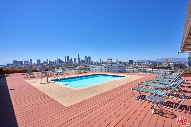 1855 Industrial Street, Los Angeles CA: https://media.crmls.org/mediaz/70106827-b40a-44da-a8af-db9d20ff92ef.jpg