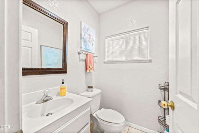 Detail Gallery Image 33 of 48 For 2210 via Loma, Camarillo,  CA 93012 - 4 Beds | 3/1 Baths