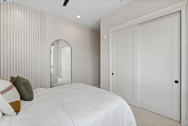 985 Harcot Court, San Jose CA: https://media.crmls.org/mediaz/70120e58-6cfc-4cce-b7e3-6dcc5de5b48c.jpg