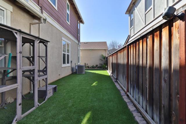 16752 San Clemente Lane, Morgan Hill CA: https://media.crmls.org/mediaz/70122ee2-8b84-47d3-b39b-411877f7d4e6.jpg