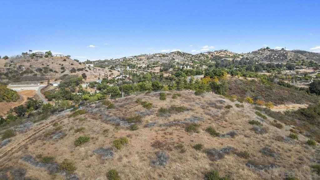 MLS #250037264SD image #11