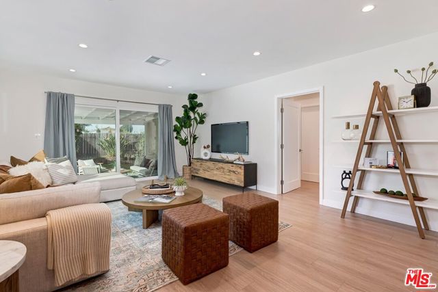 11115 Mcdonald Street photo 7