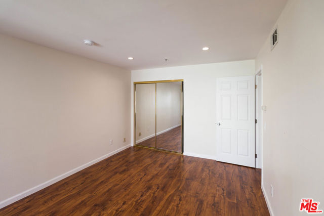 301 West Loraine Street, 8 photo 19