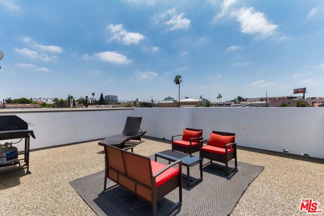 4830 1/2 W pickford Street, Los Angeles CA: https://media.crmls.org/mediaz/701634b1-390e-4200-ae7e-0a45bab550a6.jpg