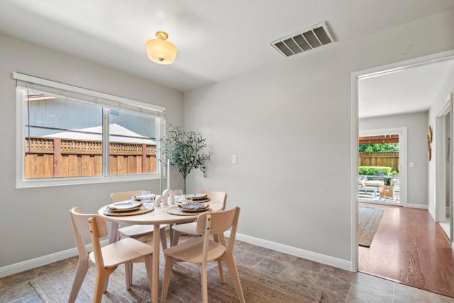 2369 Walden Square, San Jose CA: https://media.crmls.org/mediaz/70183f2a-e553-4ed9-bce6-27439e55c78c.jpg