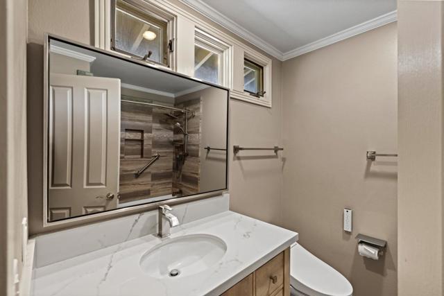 25401 Markham Lane,  CA: https://media.crmls.org/mediaz/701858a3-a819-4b9e-a0d8-3e7ec9d3bcac.jpg
