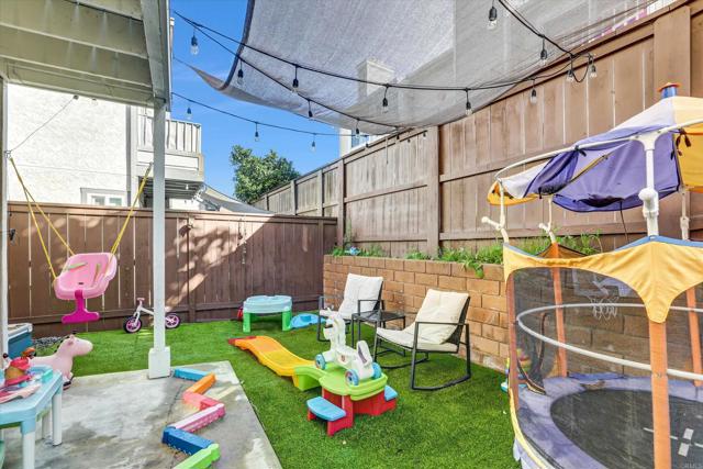 Detail Gallery Image 20 of 27 For 2102 Kings View Cir, Spring Valley,  CA 91977 - 2 Beds | 2/1 Baths