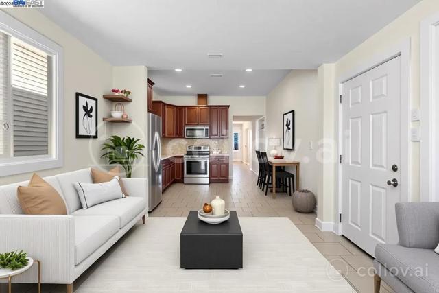 1539 International Blvd, Oakland CA: https://media.crmls.org/mediaz/7018b389-e52b-4613-9e9a-7c32cef5fe07.jpg