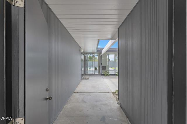 3832 E Casselle Avenue, Orange CA: https://media.crmls.org/mediaz/70190109-a459-418c-b5b7-a5e6a0a00828.jpg