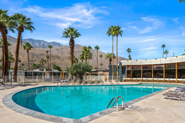 1111 E Palm Canyon Drive, Palm Springs CA: https://media.crmls.org/mediaz/70196b48-957a-492f-bd66-f300c76ad481.jpg