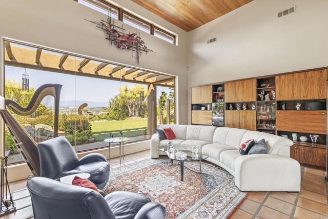 Detail Gallery Image 8 of 75 For 30663 via Maria Elena, Bonsall,  CA 92003 - 4 Beds | 5 Baths
