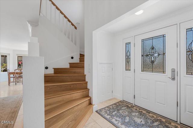 1230 Mandalay Beach Road, Oxnard CA: https://media.crmls.org/mediaz/701aa6e8-8d71-415d-acfc-8236658c27f1.jpg