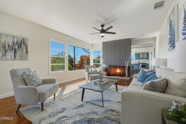 4487 Rising Hill Road, Altadena CA: https://media.crmls.org/mediaz/701ac6f4-6644-44d1-bc3d-f3476546d2e4.jpg