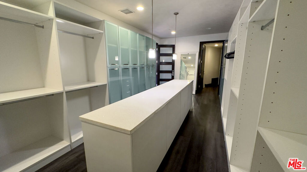 MLS #26986425 image #27