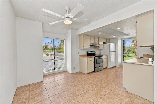 5115 E Waverly Drive #D30, Palm Springs, CA 92264