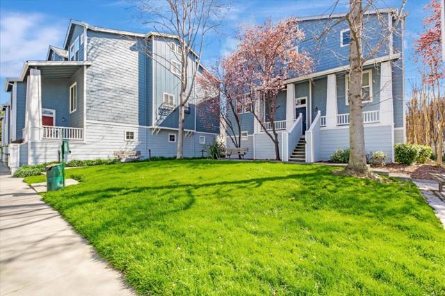684 Grand Terrace, Hayward CA: https://media.crmls.org/mediaz/70206bfb-124c-43f2-bcd5-65ee26b7f03e.jpg