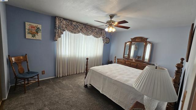 33 Paseo Grande, San Lorenzo CA: https://media.crmls.org/mediaz/7020a43a-f9a0-43c9-8783-4d96d1d2d5e1.jpg