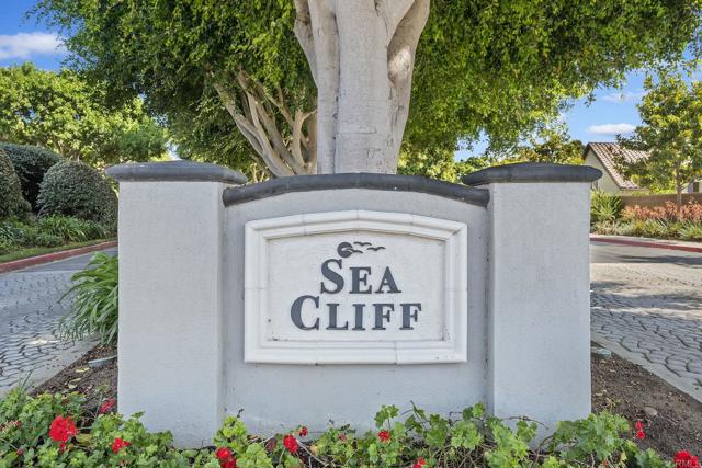 819 Daphne Court, Carlsbad CA: https://media.crmls.org/mediaz/7020ad45-d7f2-4325-88ad-2562af7aece0.jpg