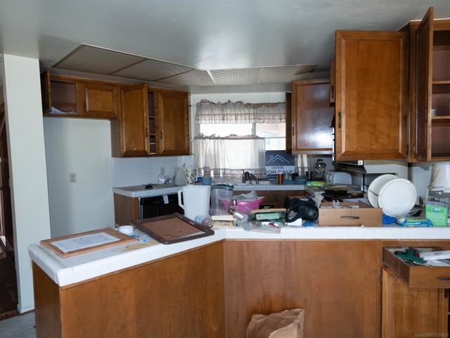 2117 E Cameron Ave, West Covina CA: https://media.crmls.org/mediaz/7020c438-a1ce-4551-81de-413317adb7cc.jpg