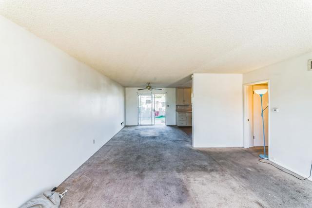 Detail Gallery Image 9 of 16 For 160 Vivian Ln, Hemet,  CA 92543 - 2 Beds | 2 Baths