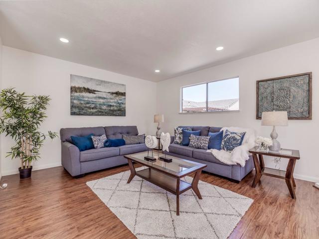 7160 Harvard Place, Gilroy CA: https://media.crmls.org/mediaz/70214a8c-46af-492e-9dee-ba1ad5dac062.jpg