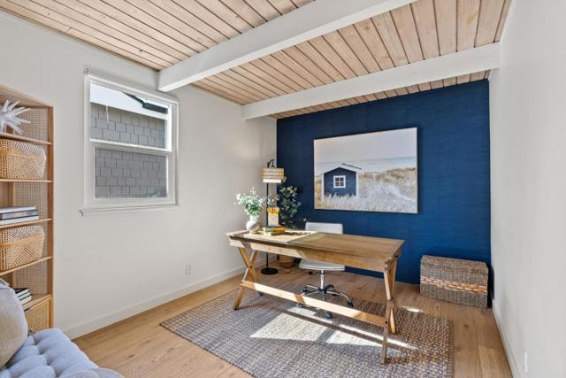 9 Rockview Drive, Santa Cruz CA: https://media.crmls.org/mediaz/7022122d-b37a-4e8a-bfa7-006e903f28cf.jpg